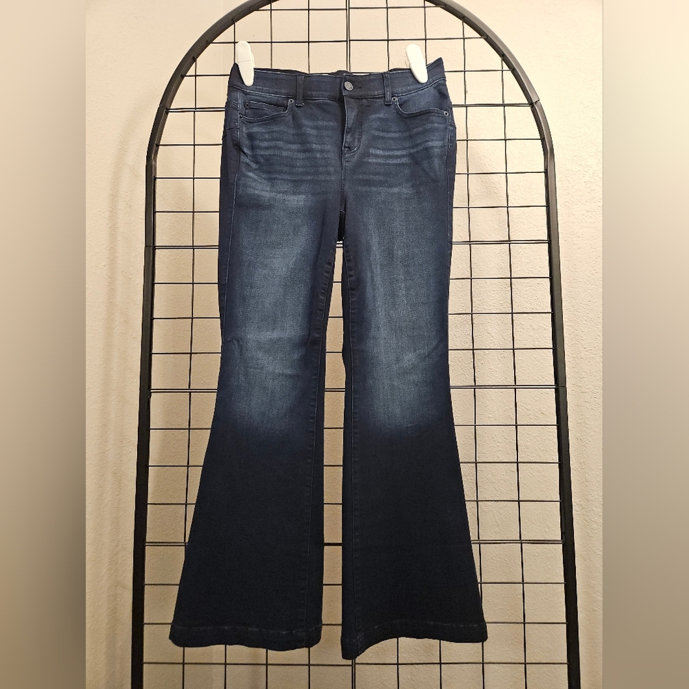 Torrid Bombshell Flare Size 14 R